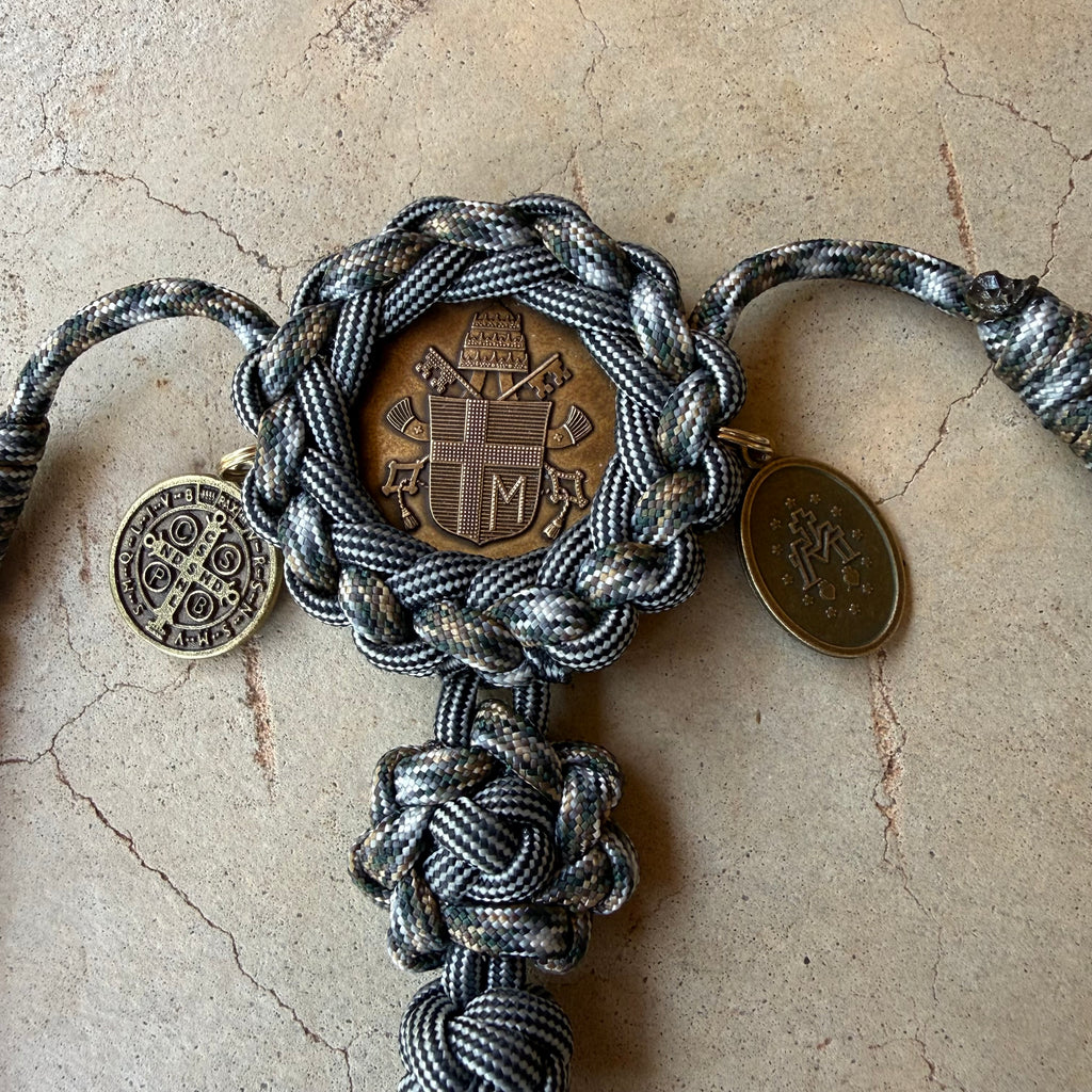 *SOLD* “Knot Without A Fight” Large Rosary